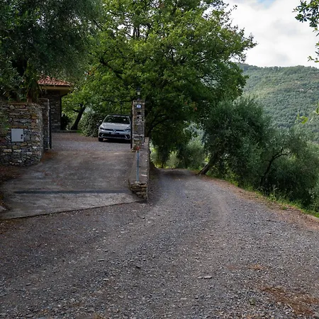 Host4u - Borgata Vallone With Stunning Garden And Parking * Lecchiore
