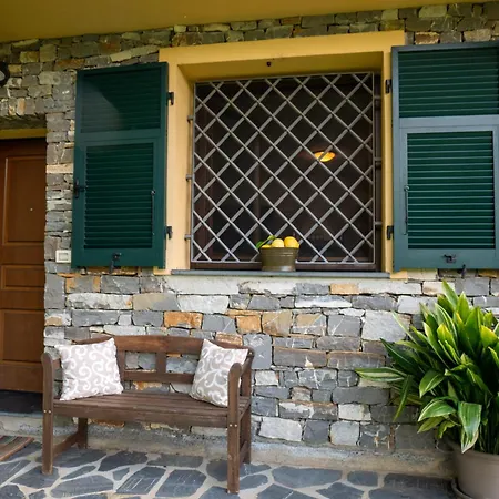 Appartamento Host4u - Borgata Vallone Con Ampio Giardino E Parcheggio Privato Lecchiore