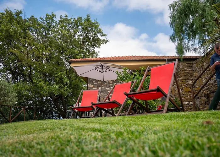 Host4u - Borgata Vallone With Stunning Garden And Parking Διαμέρισμα Lecchiore