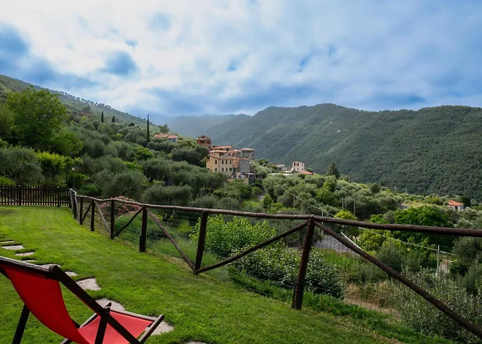 Host4u - Borgata Vallone With Stunning Garden And Parking