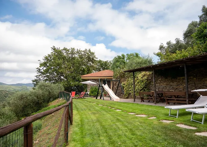 Host4u - Borgata Vallone With Stunning Garden And Parking Apartment *