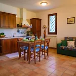 Host4u - Borgata Vallone Con Ampio Giardino E Parcheggio Privato