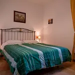 Apartmán Host4u - Borgata Vallone Con Ampio Giardino E Parcheggio Privato *