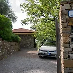 Host4u - Borgata Vallone Con Ampio Giardino E Parcheggio Privato *