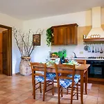Host4u - Borgata Vallone Con Ampio Giardino E Parcheggio Privato *