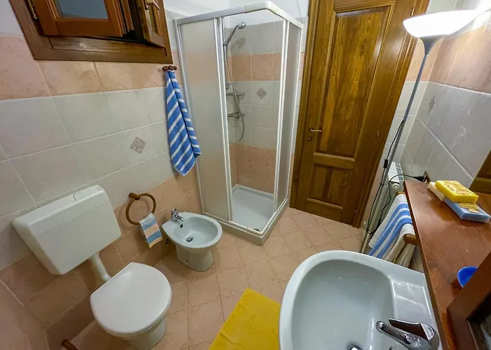 公寓 Host4u - Borgata Vallone With Stunning Garden And Parking